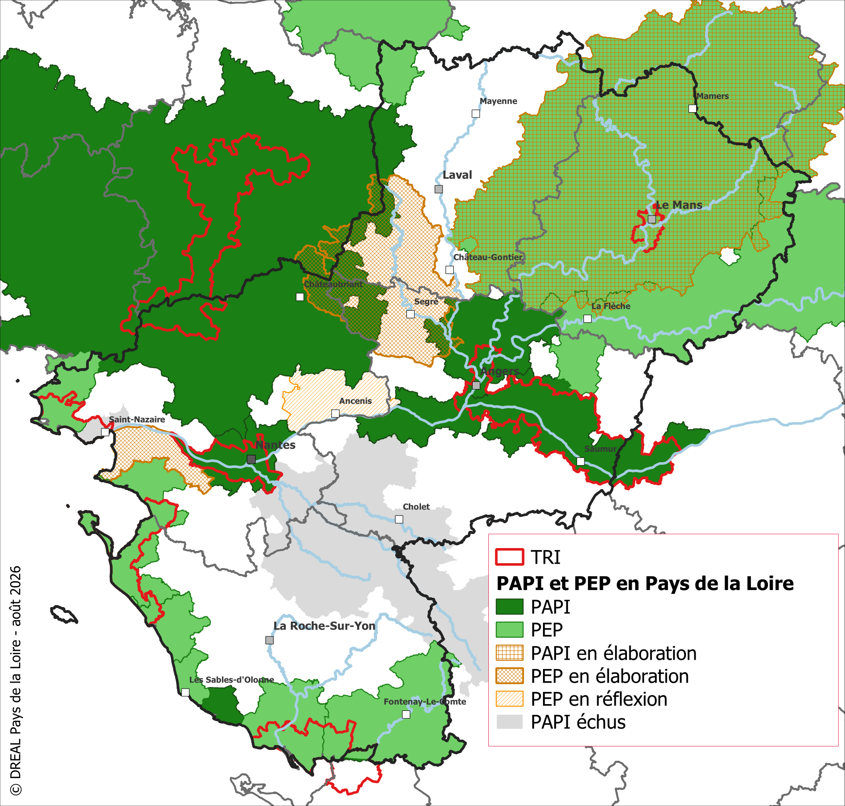 la carte montre les territoires concernés par un PEP ou un PAPI en Pays de la Loire en fonction de leur avancement (en réflexion, en élaboration, en vigueur))